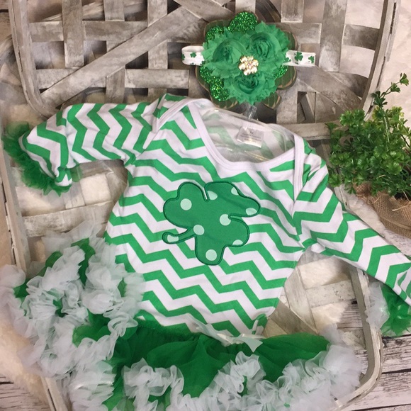 SarahKateBoutique Other - ☘️ St. Patty’s Day Ruffle Onsie ☘️ Baby NEW 12-18 months St Patrick’s Day Frilly